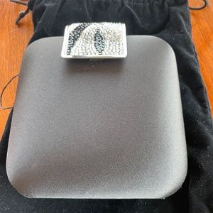 EVENING BAG IN SILK WITH SWAROVSKI CRYSTAL CLASP